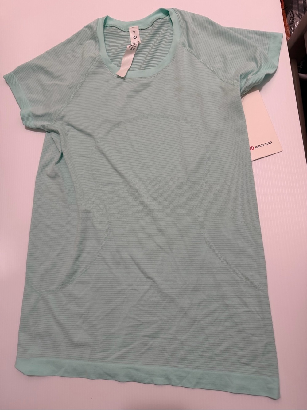lululemon Swiftly Tech Short Sleeve 2.0 shirt in Sea Mist size 10